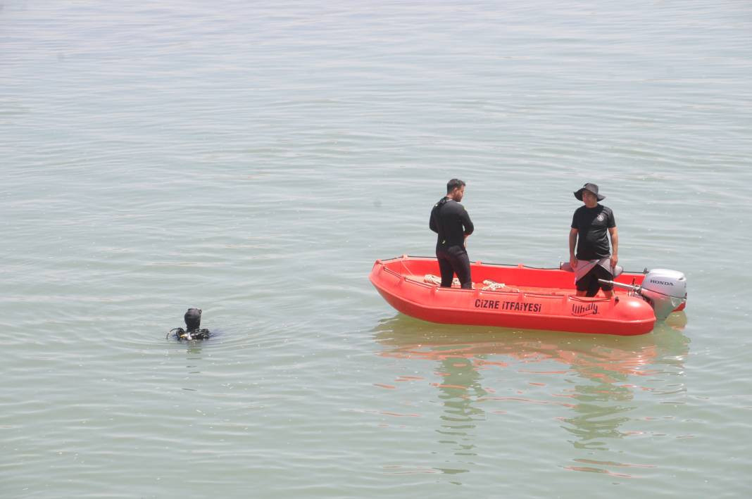 Kayıp kız çocuğu Dicle Nehri’nde aranıyor - Resim: 14